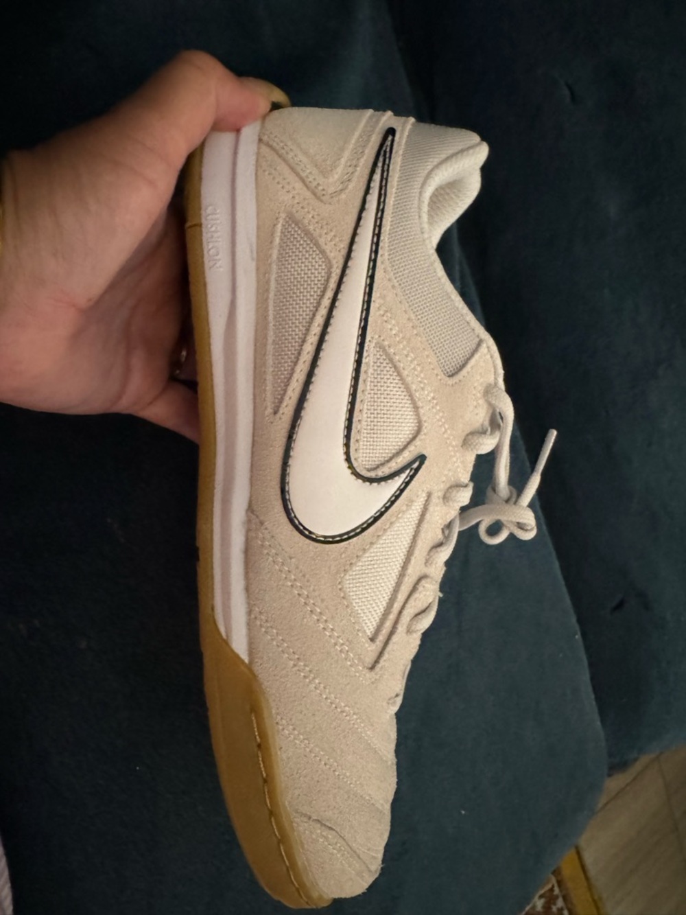 Nike Gato- Men’s Size 9.5  New in Box Light Gray / White/ Black with Gum Sole - Picture 4 of 7